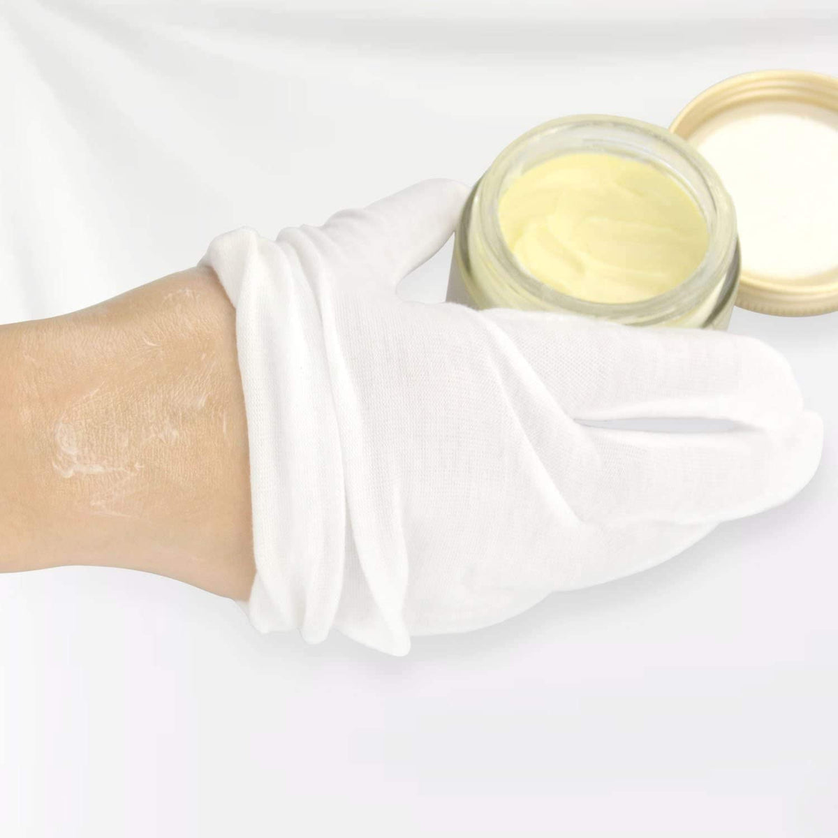 White Cotton Gloves – 2 Pairs